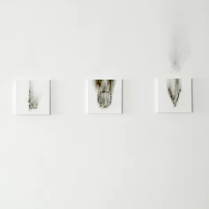 what love looks like (when you can't keep the fire burning), text-installation, burnt match sticks on canvas, © 2010/2015