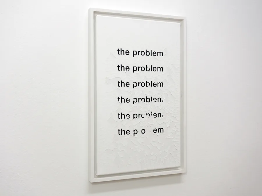 the solution, the framed work seen from the side