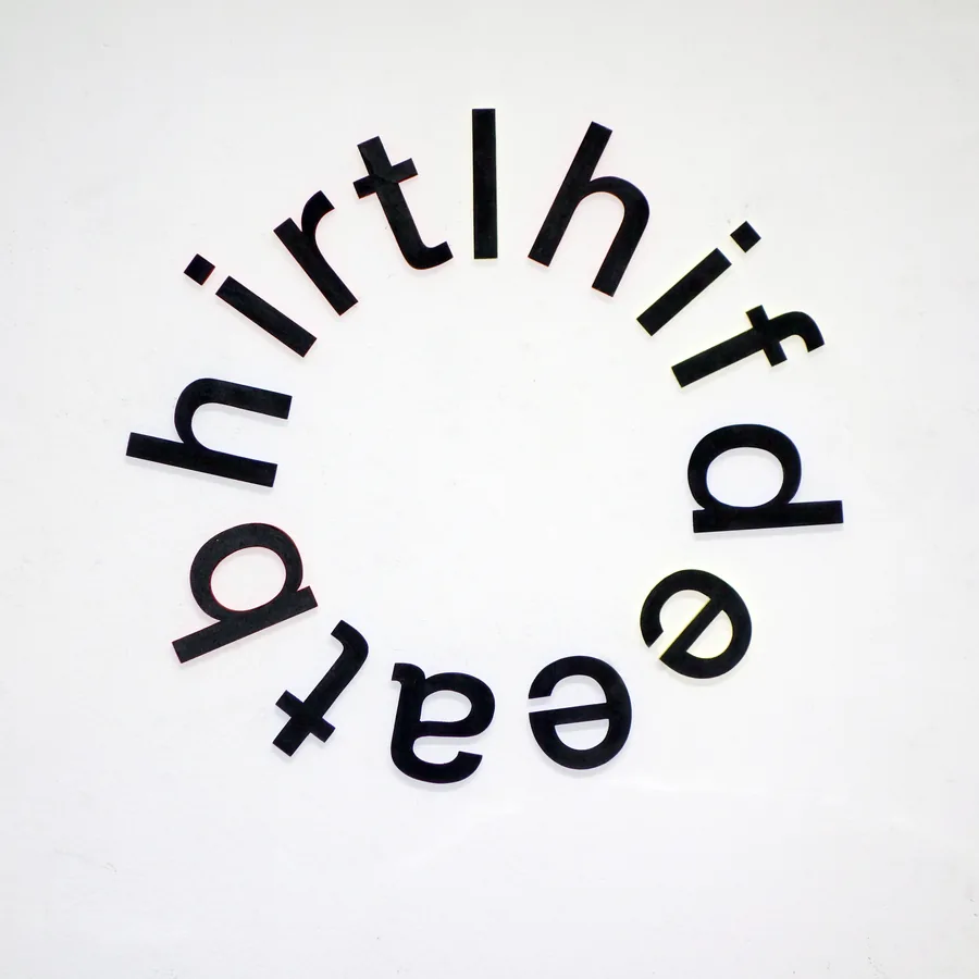 circle of life (color wheel), colored wooden letters, ©2019